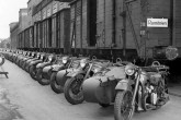 Мотоциклы BMW R12 Германия 1941г.