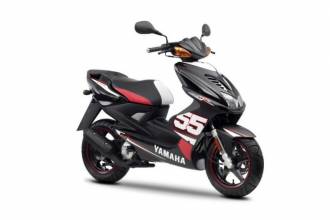 Yamaha Aerox SP55 — юбилейная версия скутера Aerox 2011 модельного года 