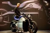 Самый мощный в мире электрический мотоцикл Voxan Wattman представлен в Париже