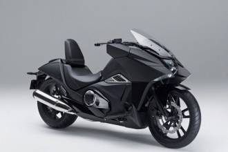 Истребитель-невидимка в обличье мотоцикла: Honda NM4 Vultus 2014