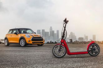 Компания MINI представила электрический скутер