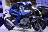 Yamaha посадила робота на мотоцикл