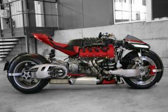 Французы построили 470-сильный четырёхколёсный мотоцикл вокруг двигателя Maserati