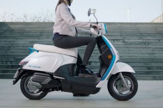 Новий електричний скутер Kymco Ionex