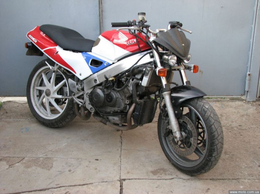 Тюнинг пластика на honda vfr 400 Тюнинг пластика на honda vfr 400