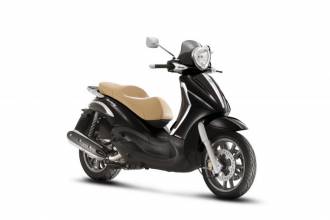 Piaggio представляє новий Beverly Tourer