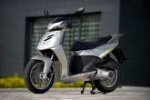 Новый скутер Aprilia Sportcity Cube 300 - лекарство от пробок