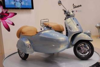 Vespa GTV Sidecar - максискутер з коляскою на EICMA 2008