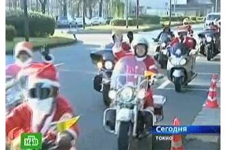 Санта-Клаус змінив оленя на мотоцикл