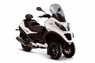 Скутер Piaggio MP3 в версії LT Sport