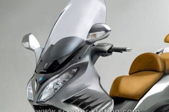 Макіяж для кронпринца: яким буде спадкоємець Piaggio X9?