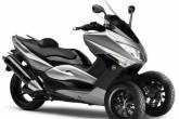 Название максискутера Yamaha T-Max вскоре будет читаться как Tri-Max?