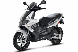 Випущена нова спеціальна серія Gilera Runner — модифікація Soul White 2012