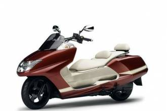 MAXAM CP250 зразка 2012 року від Yamaha