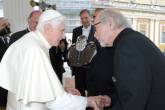 Папа Римский благословил баки для «Харлеев»