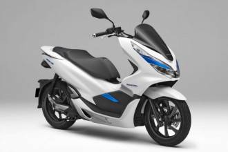 Новинки от Honda: PCX Electric и PCX Hybrid