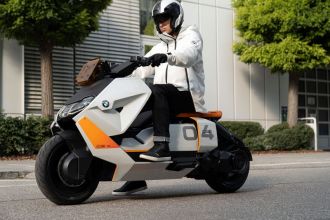 BMW представила концепт городского электрического скутера BMW Motorrad Definition CE 04